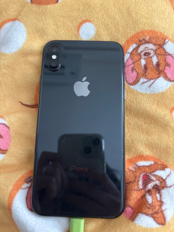 iPhoneX モデル番号 MQC12J/A（スマホ）の商品画像 - 査定依頼日：2026年6月27日 - 最高査定価格：12,000円