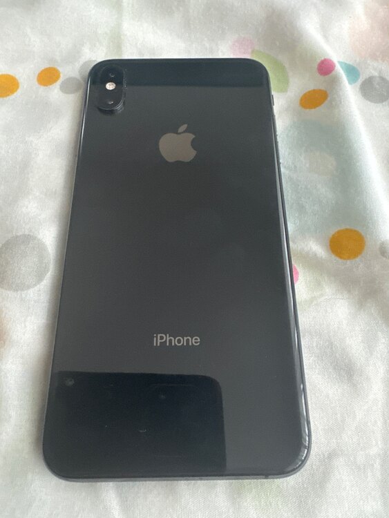 iPhoneXS Max 256GB docomo（スマホ）の商品画像 - 査定依頼日：2025年5月10日 - 最高査定価格：28,000円