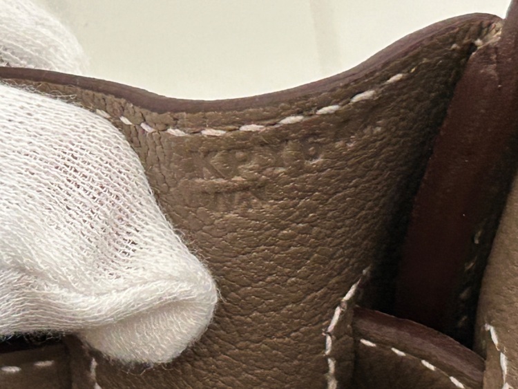 ショルダーバーキン29（ブランドバッグ）の商品画像 - 査定依頼日：2025年7月31日 - 最高査定価格：3,200,000円