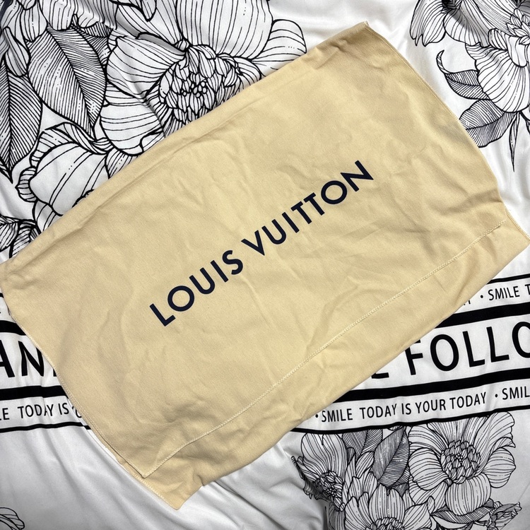 カバ（ブランドバッグ）の商品画像 - 査定依頼日：2025年8月3日 - 最高査定価格：100,000円