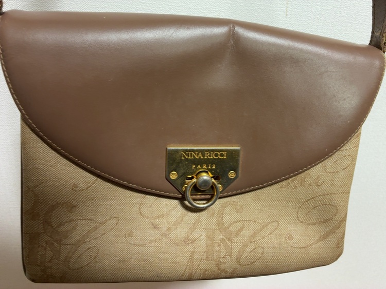 NINARICH ショルダーバッグ（ブランドバッグ）の商品画像 - 査定依頼日：2025年12月2日 - 最高査定価格：500円