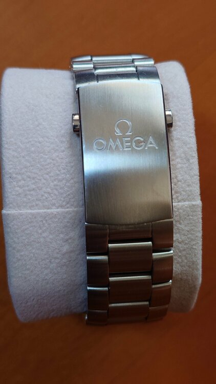 オメガ シーマスター OMEGA プラネットオーシャン 600コーアクシャル（高級時計）の商品画像 - 査定依頼日：2026年3月4日 - 最高査定価格：550,000円