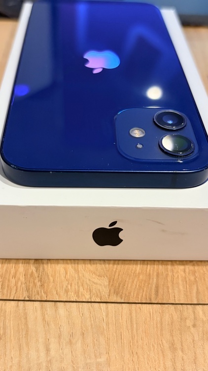 iPhone 12 128GB SIMフリー（スマホ）の商品画像 - 査定依頼日：2026年1月14日 - 最高査定価格：24,000円