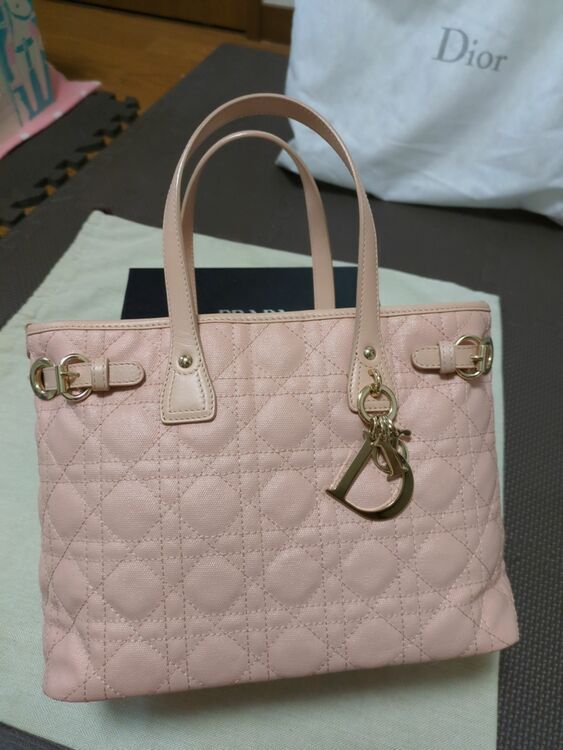 ディオール  （ブランドバッグ）の商品画像 - 査定依頼日：2025年10月12日 - 最高査定価格：60,000円