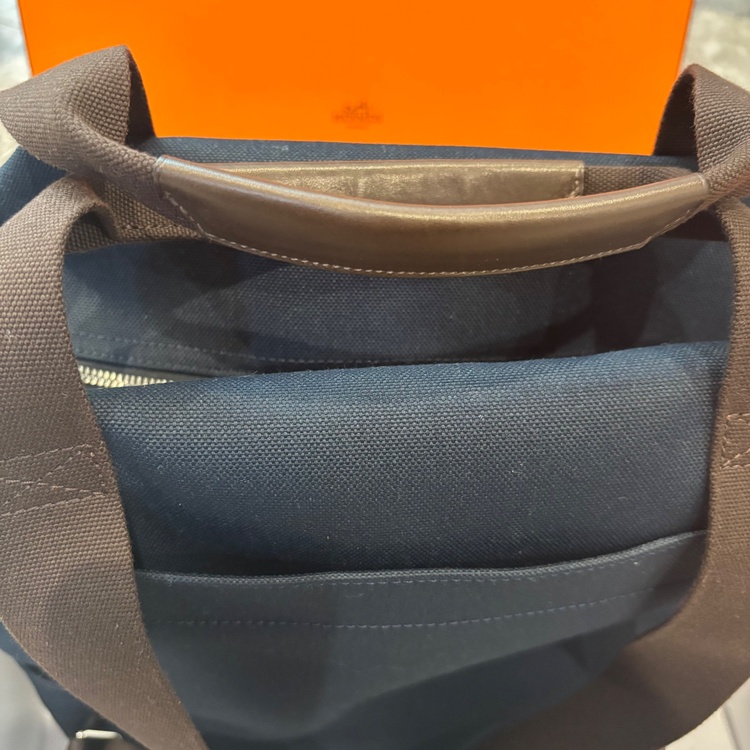 サックドパンサージュ　リュックサック（ブランドバッグ）の商品画像 - 査定依頼日：2026年2月8日 - 最高査定価格：280,000円