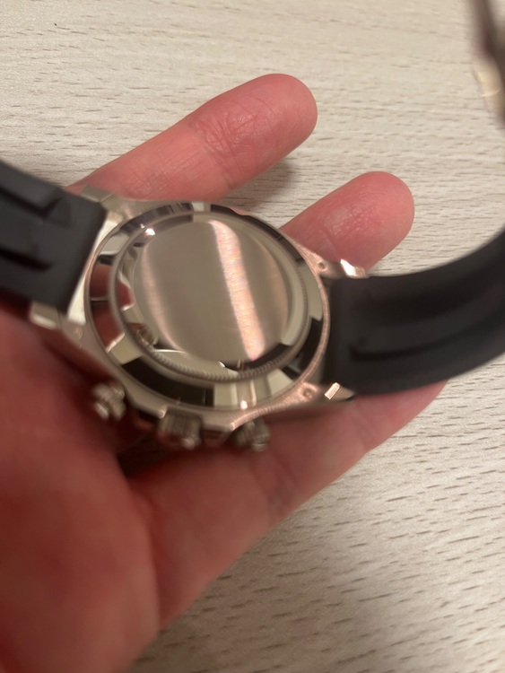 ロレックス デイトナ 116519lnn（高級時計）の商品画像 - 査定依頼日：2025年6月8日 - 最高査定価格：6,000,000円