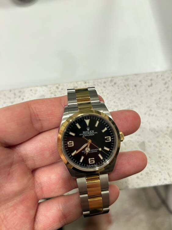 ロレックス エクスプローラー 12427（高級時計）の商品画像 - 査定依頼日：2025年3月26日 - 最高査定価格：1,700,000円