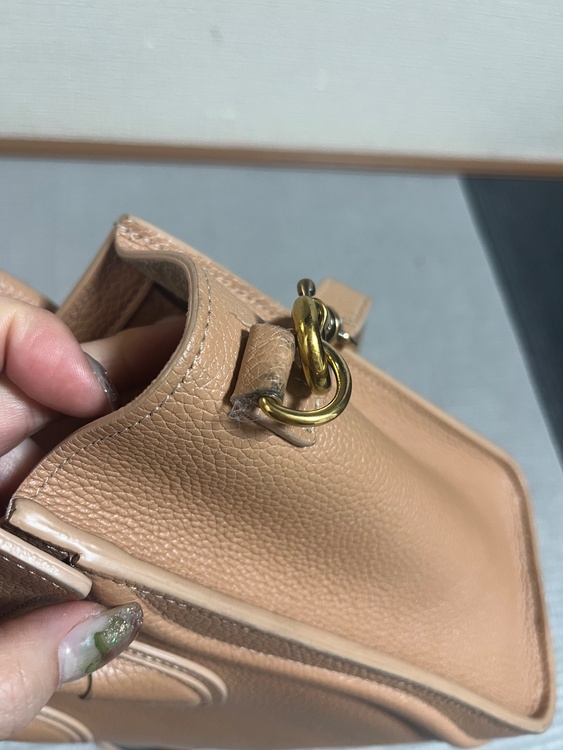 セリーヌ  （ブランドバッグ）の商品画像 - 査定依頼日：2025年12月11日 - 最高査定価格：180,000円