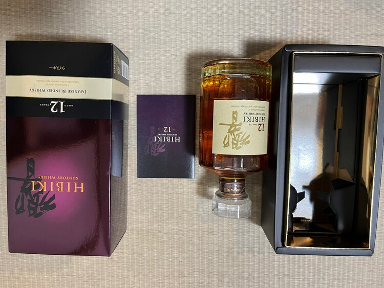 ウイスキー サントリー響 （お酒）の商品画像 - 査定依頼日：2025年4月2日 - 最高査定価格：38,000円