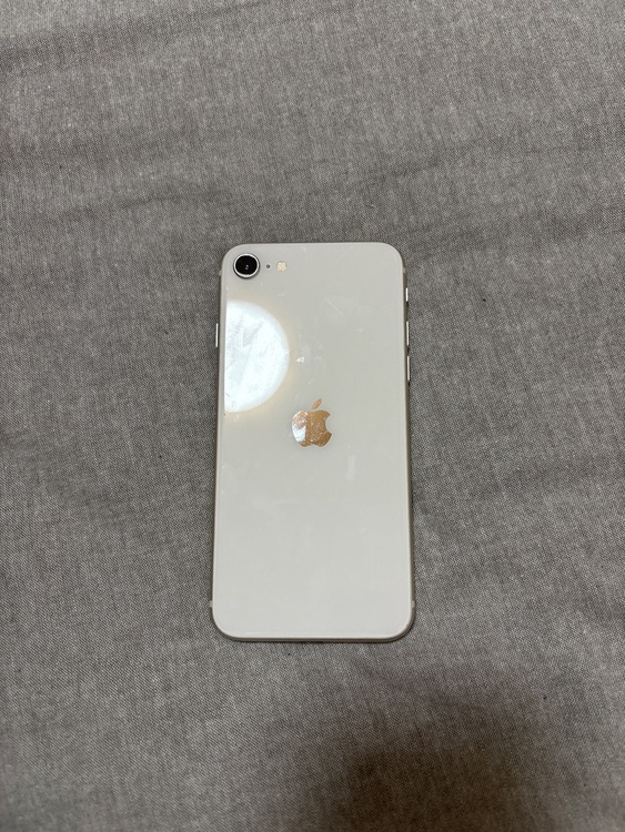 iPhone iPhone SE (第 3 世代) 64GB SIMフリー（スマホ）の商品画像 - 査定依頼日：2026年5月31日 - 最高査定価格：14,000円