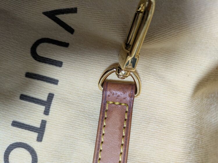 TA1173（ブランドバッグ）の商品画像 - 査定依頼日：2025年11月28日 - 最高査定価格：130,000円