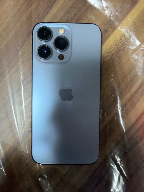 iPhone 13 pro（スマホ）の商品画像 - 査定依頼日：2026年9月24日 - 最高査定価格：44,500円