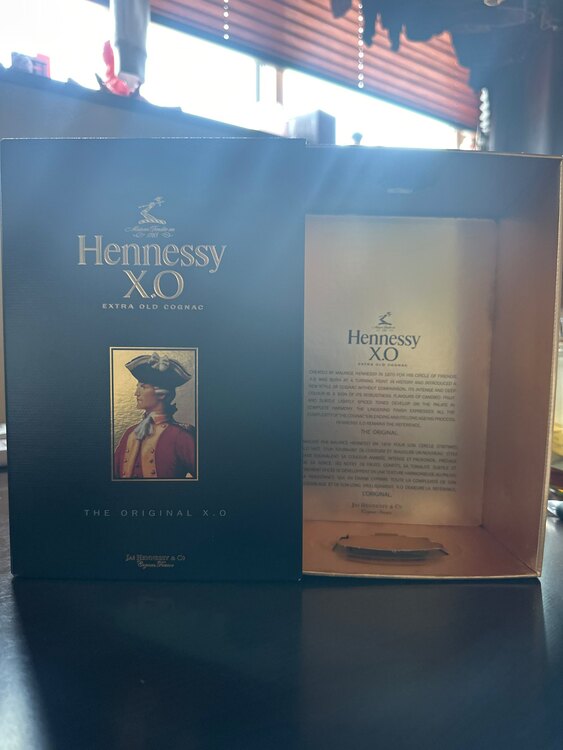 XO（お酒）の商品画像 - 査定依頼日：2025年5月27日 - 最高査定価格：13,500円