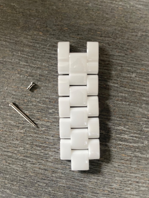 シャネル J12 Ｈ212（高級時計）の商品画像 - 査定依頼日：2025年8月19日 - 最高査定価格：300,000円