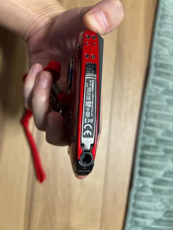 Casio EX-G1（カメラ）の商品画像 - 査定依頼日：2025年8月12日 - 最高査定価格：3,000円