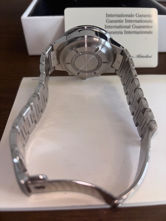IWC アイダブリューシー IWC GSTクロノグラフ 39mm IW37071（高級時計）の商品画像 - 査定依頼日：2025年9月8日 - 最高査定価格：350,000円
