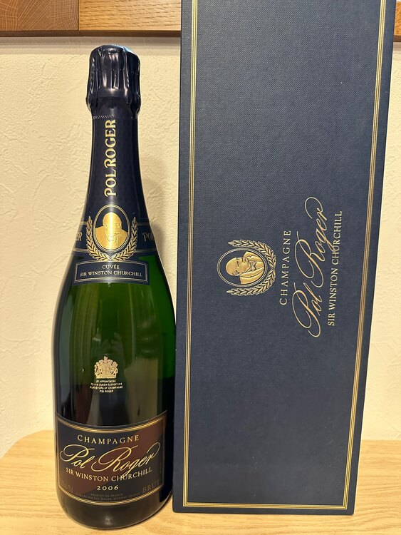 ポル・ロジェ　サー・ウインストン・チャーチル　2006（お酒）の商品画像 - 査定依頼日：2025年4月6日 - 最高査定価格：18,000円