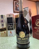 レミー マルタン ナポレオン エクストラ オールド 700ml（お酒）の商品画像 - 査定依頼日：2022年4月4日 - 最高査定価格：3,000円