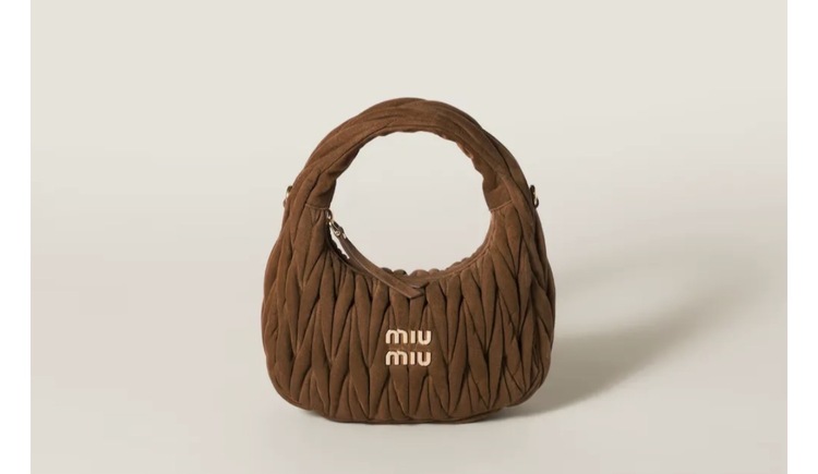 ワンダー マテラッセスエード バッグ（ブランドバッグ）の商品画像 - 査定依頼日：2026年3月6日 - 最高査定価格：160,000円