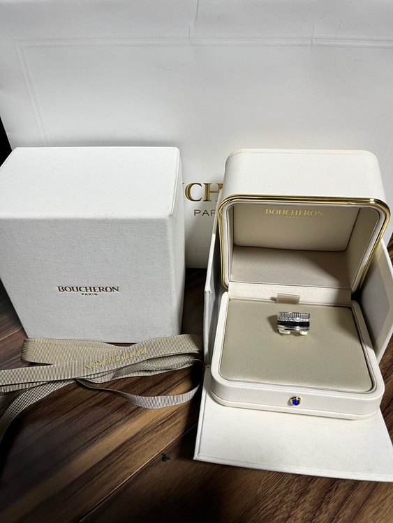 ブシュロン  リング（宝石）の商品画像 - 査定依頼日：2023年8月22日 - 最高査定価格：2,200,000円