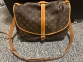 ソミュール35（ブランドバッグ）の商品画像 - 査定依頼日：2026年2月11日 - 最高査定価格：100,000円