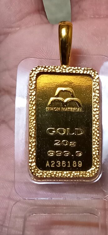 日本マテリアル 20g k24 24金 槌目メッキ爪枠付き ペンダント トップ（金・貴金属）の商品画像 - 査定依頼日：2026年1月29日 - 最高査定価格：650,000円