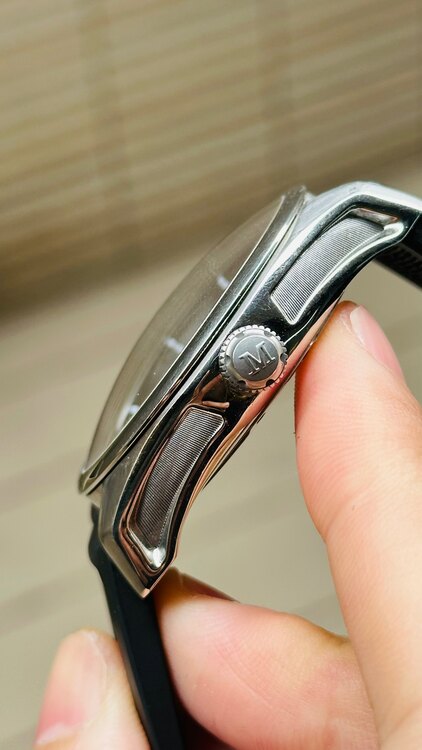 その他 H.モーザー 3200-120（高級時計）の商品画像 - 査定依頼日：2025年4月18日 - 最高査定価格：1,000,000円