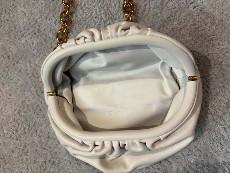 チェーンザポーチ（ブランドバッグ）の商品画像 - 査定依頼日：2025年4月28日 - 最高査定価格：50,000円