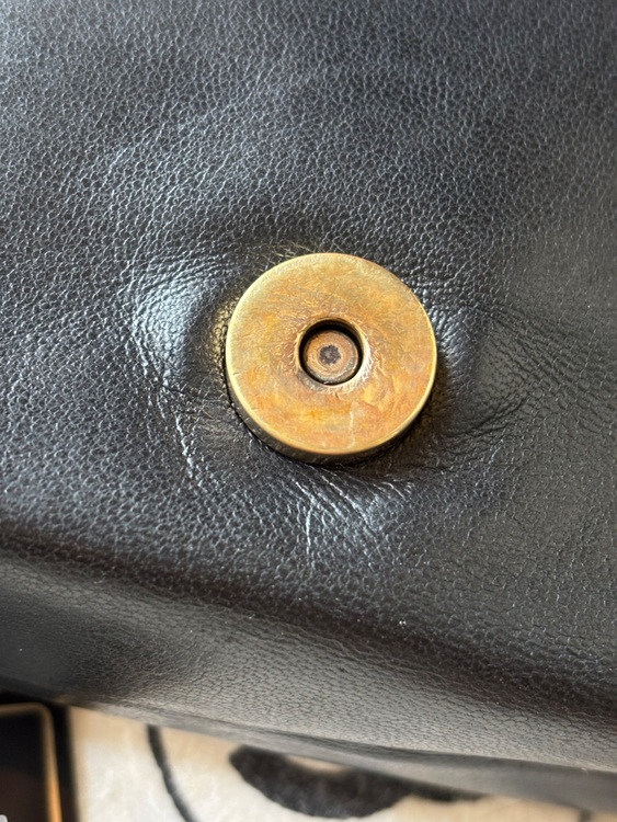 ラムスキン　フリンジチェーンショルダー（ブランドバッグ）の商品画像 - 査定依頼日：2025年7月4日 - 最高査定価格：150,000円