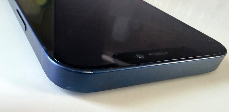 MGJ33J/A（スマホ）の商品画像 - 査定依頼日：2026年2月1日 - 最高査定価格：26,000円