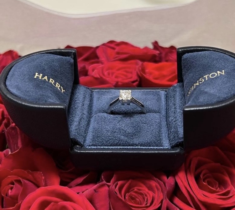 ハリーウィンストン HWリング（宝石）の商品画像 - 査定依頼日：2026年2月14日 - 最高査定価格：450,000円