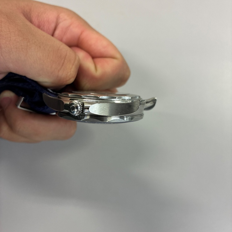 オメガ シーマスター オメガ 210.32.42.20.03.001 　保証書等ふぞくひ全部あり（高級時計）の商品画像 - 査定依頼日：2026年1月6日 - 最高査定価格：500,000円