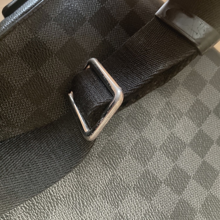 ルイヴィトン ダミエ （ブランドバッグ）の商品画像 - 査定依頼日：2025年8月10日 - 最高査定価格：35,000円