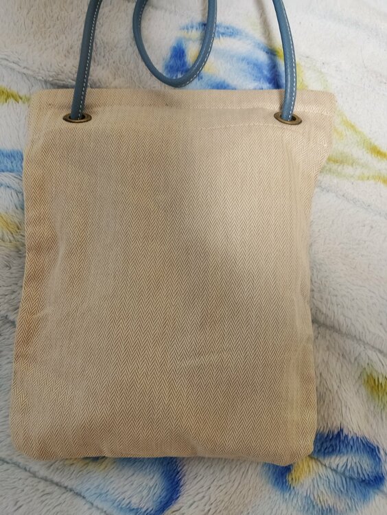 分からないですスミマセン（ブランドバッグ）の商品画像 - 査定依頼日：2026年10月5日 - 最高査定価格：100,000円