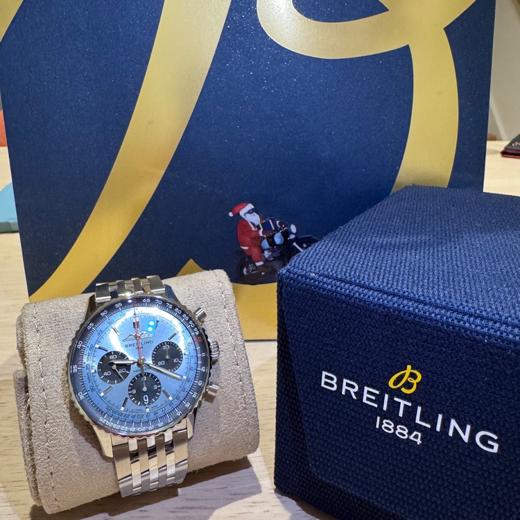 NAVITIMER B01 CHRONOGRAPH 43（高級時計）の商品画像 - 査定依頼日：2026年10月22日 - 最高査定価格：770,000円