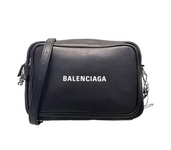 バレンシアガ  （ブランドバッグ）の商品画像 - 新品 - 査定完了日：2025.11.13 - 最高査定価格：60,000円