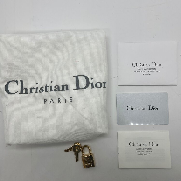 ディオール  （ブランドバッグ）の商品画像 - 査定依頼日：2025年1月16日 - 最高査定価格：130,000円