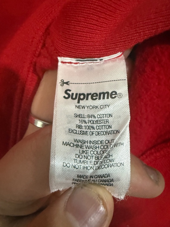 Supreme 23FW Box Logo Hooded Red XL（古着・ファッション）の商品画像 - 査定依頼日：2026年9月22日 - 最高査定価格：12,000円