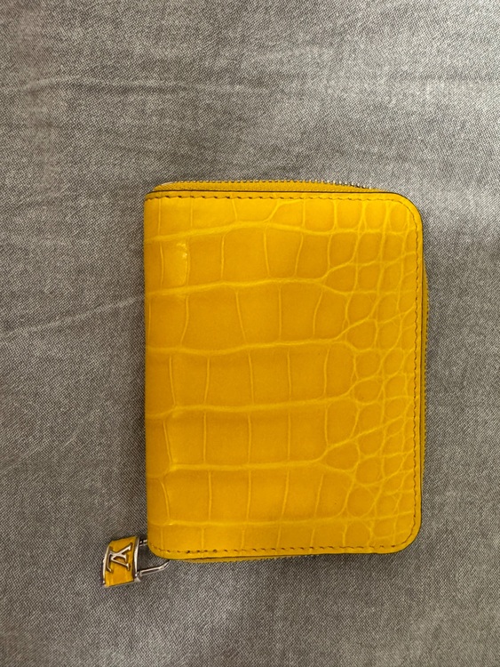 MI4199（ブランド財布・小物）の商品画像 - 査定依頼日：2025年6月2日 - 最高査定価格：33,000円