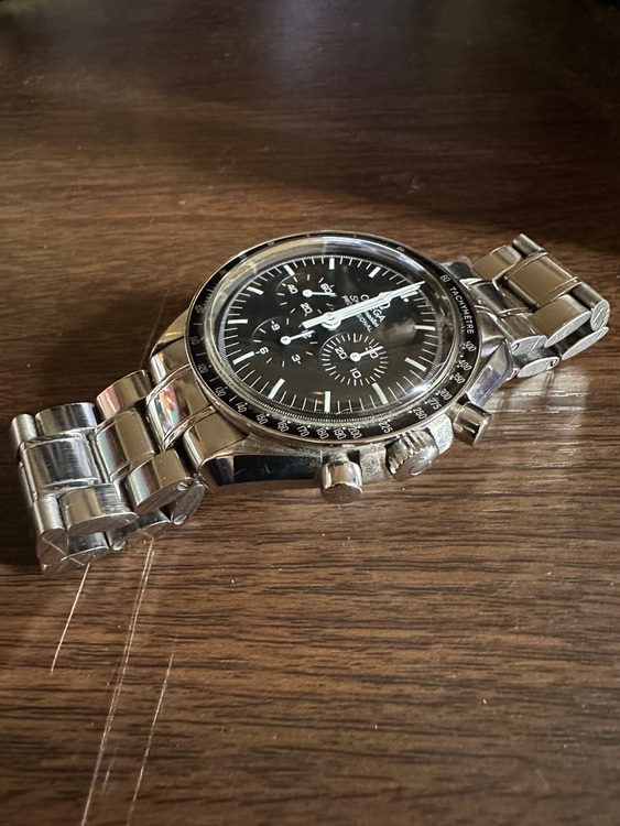 オメガ スピードマスター 311.30.42.30.01.00（高級時計）の商品画像 - 査定依頼日：2025年7月3日 - 最高査定価格：620,000円