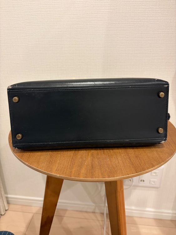 HERMES ケリー　ブラック（ブランドバッグ）の商品画像 - 査定依頼日：2025年11月8日 - 最高査定価格：950,000円