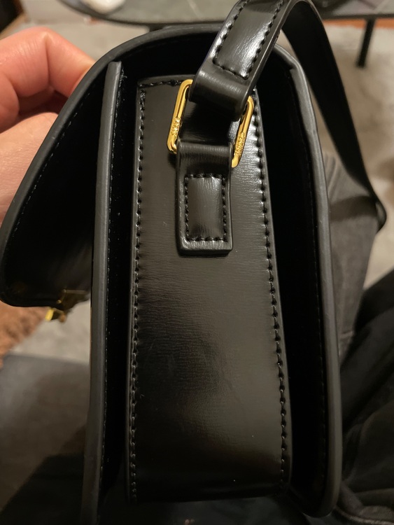 セリーヌ  （ブランドバッグ）の商品画像 - 査定依頼日：2025年9月17日 - 最高査定価格：180,000円