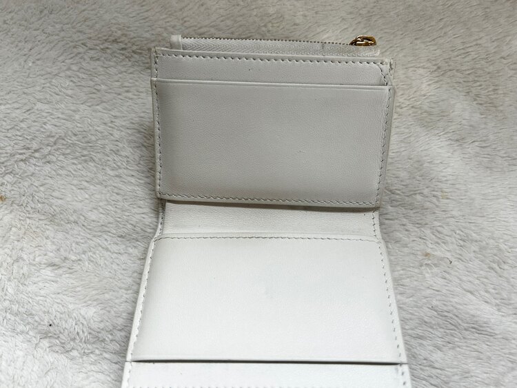 ディオール  （ブランドバッグ）の商品画像 - 査定依頼日：2025年4月21日 - 最高査定価格：30,000円