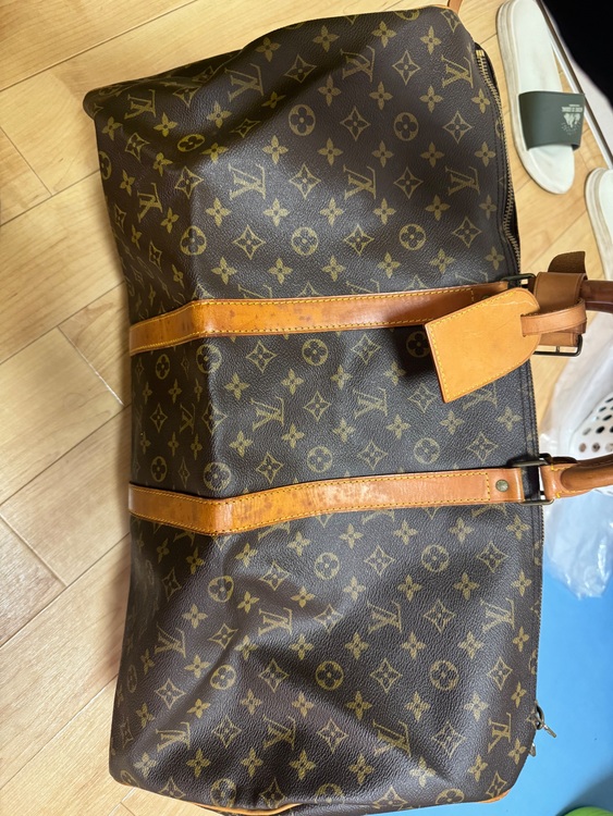 わからない（ブランドバッグ）の商品画像 - 査定依頼日：2025年7月18日 - 最高査定価格：35,000円