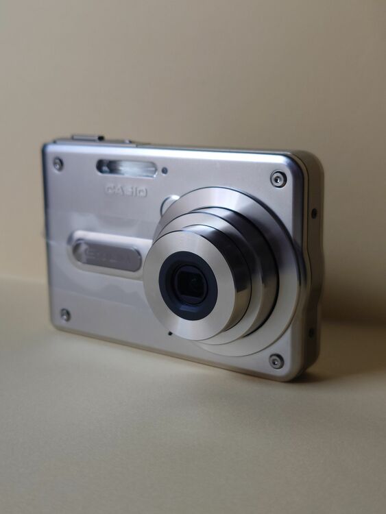 casio exilim ex-s100（カメラ）の商品画像 - 査定依頼日：2025年10月20日 - 最高査定価格：5,000円