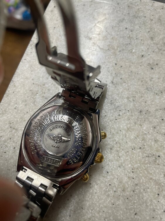 ブライトリング クロノマット B1335（高級時計）の商品画像 - 査定依頼日：2025年3月18日 - 最高査定価格：210,000円