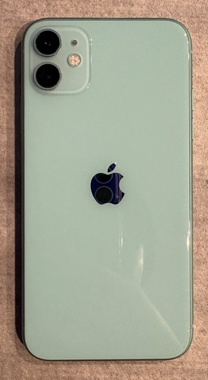 iPhone11 MWM6 2J/A（スマホ）の商品画像 - 査定依頼日：2026年4月12日 - 最高査定価格：19,000円