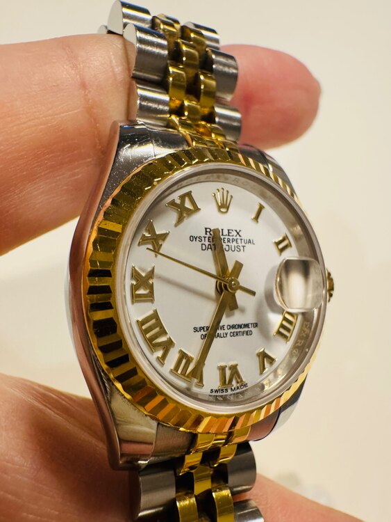 ロレックス デイトナ （高級時計）の商品画像 - 査定依頼日：2024年12月20日 - 最高査定価格：1,050,000円