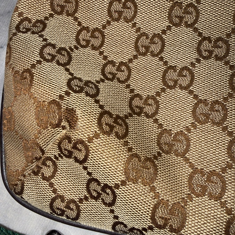 グッチ  （ブランドバッグ）の商品画像 - 査定依頼日：2026年2月20日 - 最高査定価格：40,000円