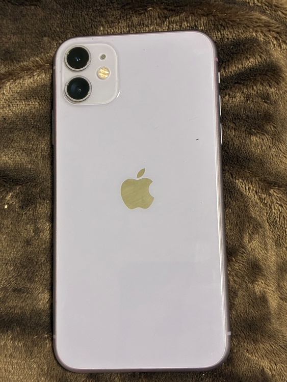 iPhone iPhone11 128GB Softbank（スマホ）の商品画像 - 査定依頼日：2026年7月18日 - 最高査定価格：20,500円